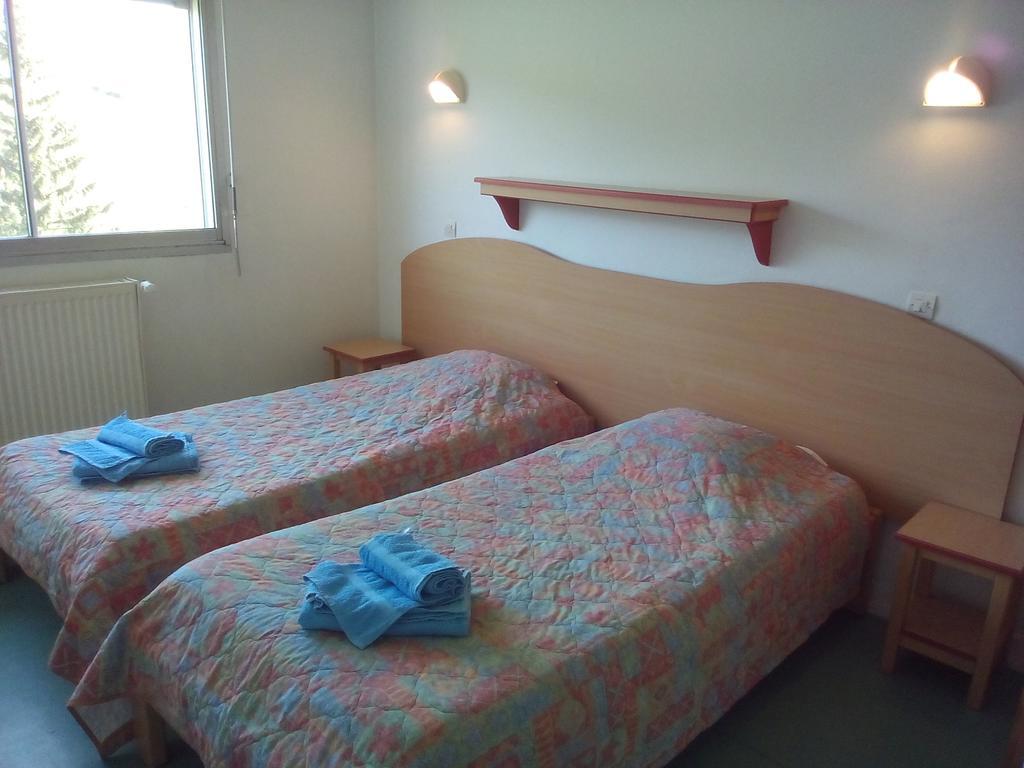La Roche Du Tresor Village Vacances Longevilles-Mont-dʼOr Екстериор снимка